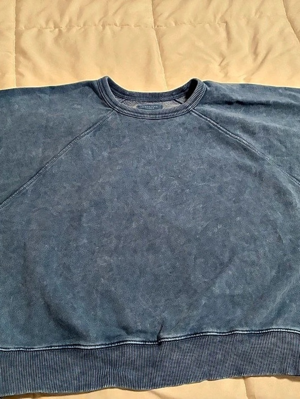 American Eagle Faded Blue Sweatshirt Size Large